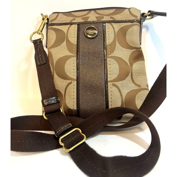 Coach Signature Jacquard Crossbody Bag With Certificate Of Authenticity Brown Ta - Picture 1 of 11